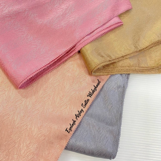 Eyelashes Aisley Satin Wideshawl